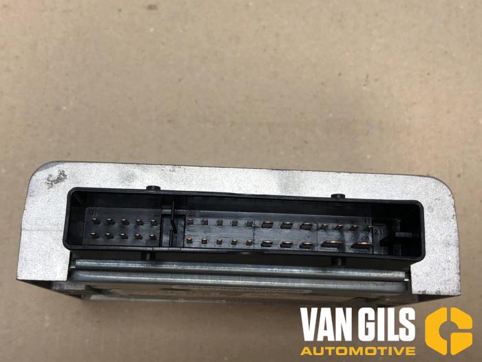 Gebruikte Module (diversen) Mercedes C (W205) C-300 2.0 Turbo 16V Prijs € 299,99 Margeregeling aangeboden door Van Gils Automotive