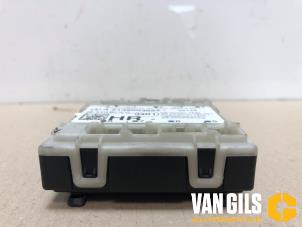 Gebruikte Deur module Mercedes C (W205) C-300 2.0 Turbo 16V Prijs € 34,99 Margeregeling aangeboden door Van Gils Automotive