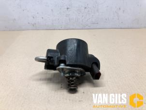 Gebruikte Hogedrukpomp Mercedes A (177.0) 2.0 A-220 Turbo 16V Prijs € 249,99 Margeregeling aangeboden door Van Gils Automotive