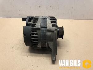 Gebruikte Alternator Mercedes B (W246) 2.2 B-220 CDI BlueEFFICIENCY,d 16V Prijs € 99,99 Margeregeling aangeboden door Van Gils Automotive