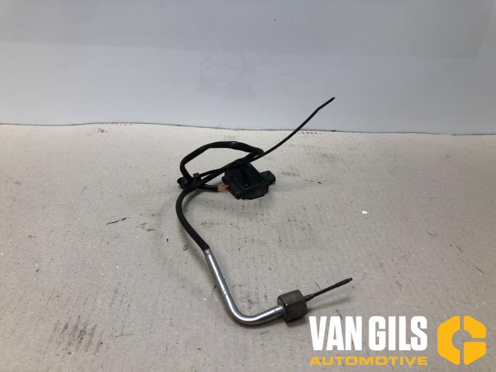 Gebruikte Uitlaat temperatuursensor Mercedes CLA (117.3) 1.6 CLA-180 16V Prijs op aanvraag aangeboden door Van Gils Automotive