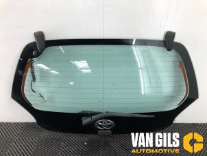 Gebruikte Ruit achter Toyota Aygo (B10) 1.0 12V VVT-i Prijs op aanvraag aangeboden door Van Gils Automotive