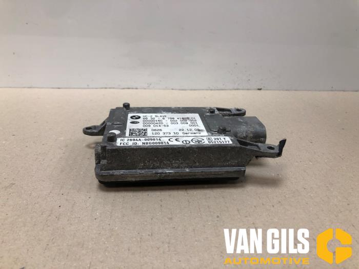 Gebruikte Dode hoek sensor BMW 5 serie (F10) 530i 24V TwinPower Turbo Prijs € 75,00 Margeregeling aangeboden door Van Gils Automotive