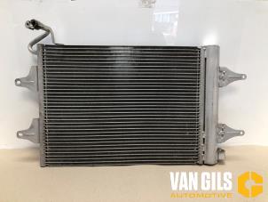 Gebruikte Airco Condensor Volkswagen Polo IV (9N1/2/3) 1.2 12V Prijs € 45,00 Margeregeling aangeboden door Van Gils Automotive
