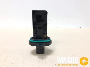 Gebruikte Luchtmassameter Opel Astra J (PC6/PD6/PE6/PF6) 1.6 Turbo 16V Prijs op aanvraag aangeboden door Van Gils Automotive