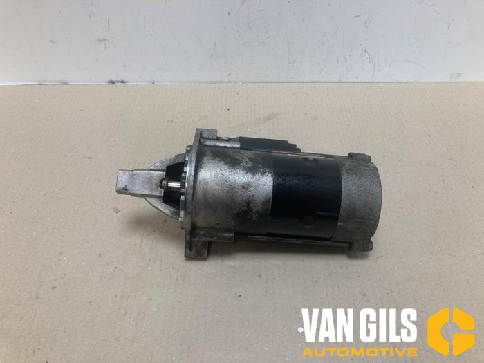 Gebruikte Startmotor Chrysler Voyager/Grand Voyager (RG/RS) 2.8 CRD 16V Autom. (Dodge Ram Van) Prijs € 30,00 Margeregeling aangeboden door Van Gils Automotive