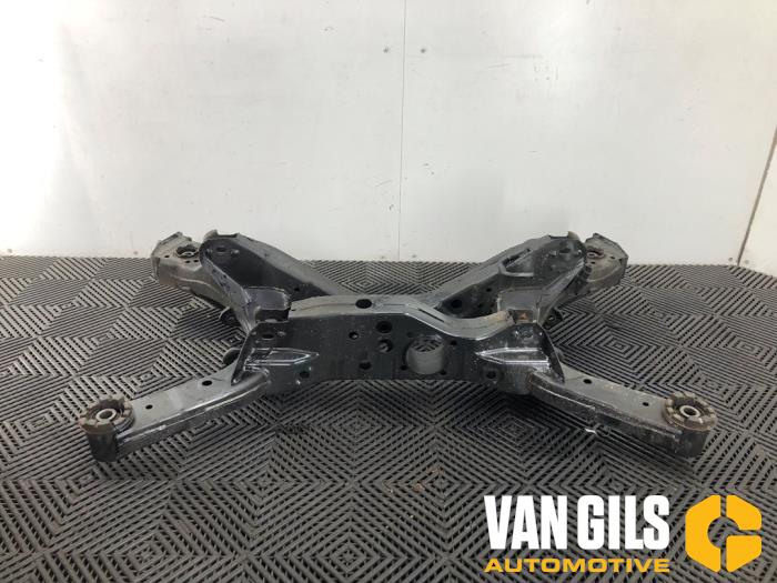 Gebruikte Subframe Nissan Qashqai (J12) 1.5 VC-T e-Power 16V Prijs € 750,00 Margeregeling aangeboden door Van Gils Automotive