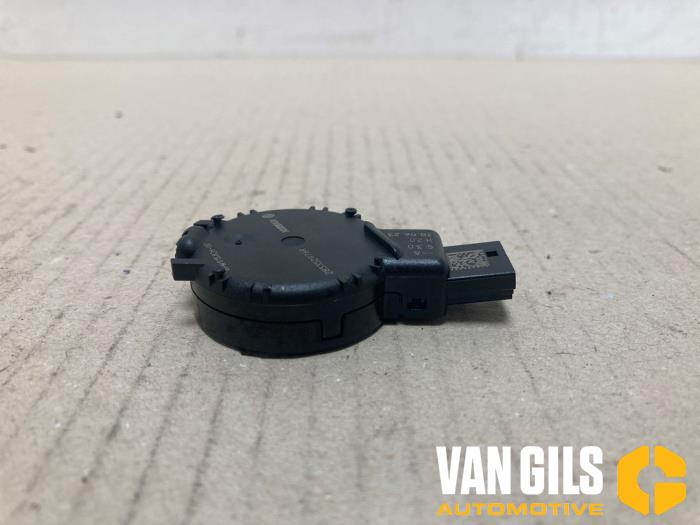 Sensor regen van een Nissan Qashqai (J12) 1.5 VC-T e-Power 16V 2023