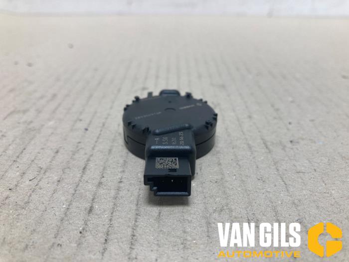 Sensor regen van een Nissan Qashqai (J12) 1.5 VC-T e-Power 16V 2023