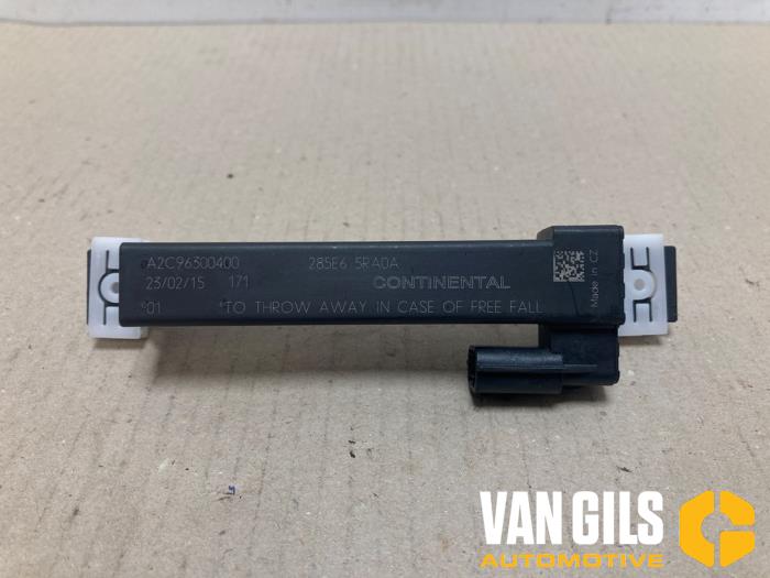 Gebruikte Keyless entry antenne Nissan Qashqai (J12) 1.5 VC-T e-Power 16V Prijs € 30,00 Margeregeling aangeboden door Van Gils Automotive