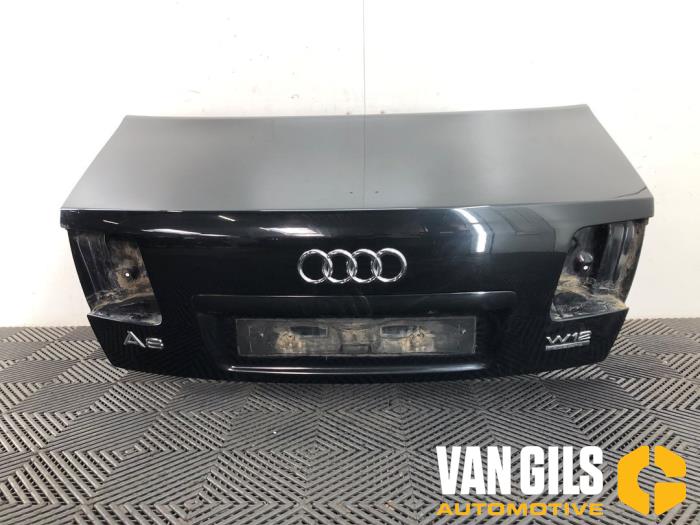 Gebruikte Achterklep Audi A8 (D3) 6.0 W12 48V Quattro Prijs € 150,00 Margeregeling aangeboden door Van Gils Automotive