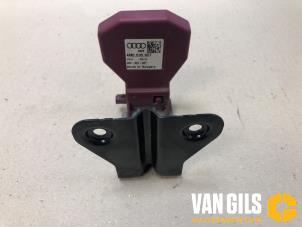 Gebruikte Telefoon Module Seat Ateca (5FPX) 2.0 TDI SCR Prijs € 30,00 Margeregeling aangeboden door Van Gils Automotive