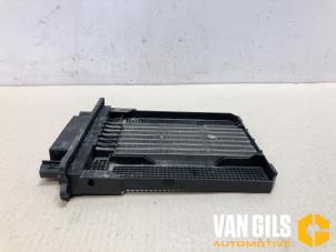 Gebruikte Kachel Verwarmingselement Landrover Range Rover Evoque (LVJ/LVS) 2.0 Si4 240 16V 5-drs. Prijs € 34,99 Margeregeling aangeboden door Van Gils Automotive