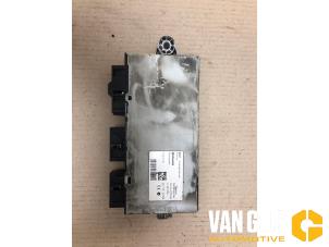 Gebruikte Immobiliser module BMW 5 serie Touring (F11) 535i 24V TwinPower Turbo Prijs € 190,00 Margeregeling aangeboden door Van Gils Automotive