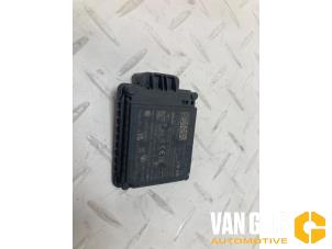 Gebruikte Radar sensor Seat Ateca (5FPX) 2.0 TDI SCR Prijs € 225,00 Margeregeling aangeboden door Van Gils Automotive