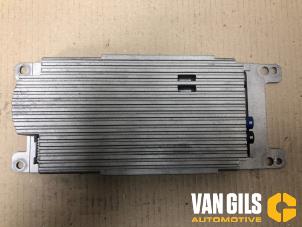 Gebruikte Bluetooth module BMW 5 serie Touring (F11) 520d 16V Prijs € 30,00 Margeregeling aangeboden door Van Gils Automotive