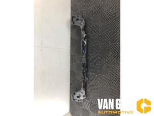 Gebruikte Bumperframe achter BMW 5 serie Touring (F11) 520d 16V Prijs € 50,00 Margeregeling aangeboden door Van Gils Automotive