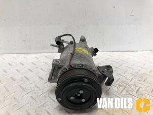 Gebruikte Pomp Airco Ford B-Max (JK8) 1.0 EcoBoost 12V 120 Prijs op aanvraag aangeboden door Van Gils Automotive