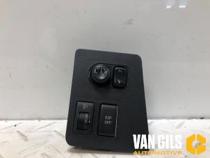 Gebruikte Spiegel Schakelaar Nissan Qashqai (J10) 1.6 16V Prijs € 30,00 Margeregeling aangeboden door Van Gils Automotive