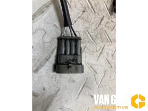 Lambda Sonde van een Alfa Romeo 147 (937) 1.6 Twin Spark 16V 2005