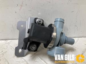Gebruikte Evap klep BMW X5 (G05) xDrive 45 e iPerformance 3.0 24V Prijs op aanvraag aangeboden door Van Gils Automotive