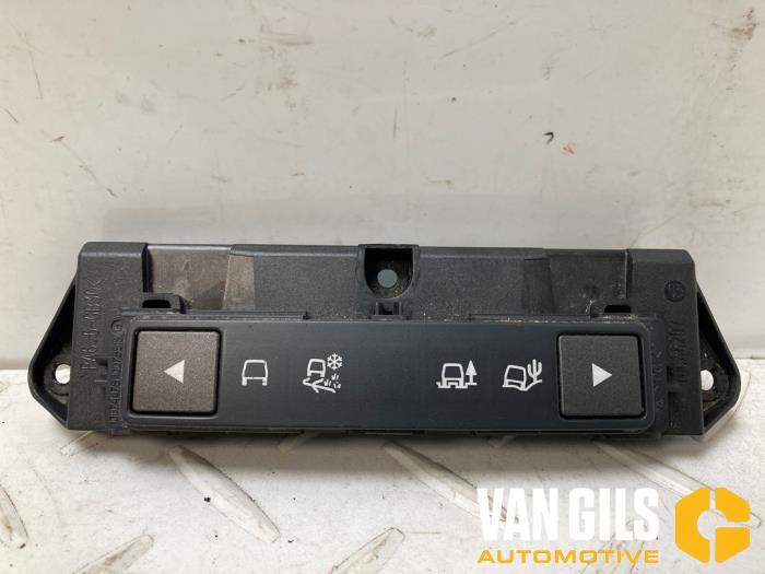 Gebruikte Standenschakelaar automaatbak Landrover Range Rover Evoque (LVJ/LVS) 2.0 Si4 240 16V 5-drs. Prijs op aanvraag aangeboden door Van Gils Automotive