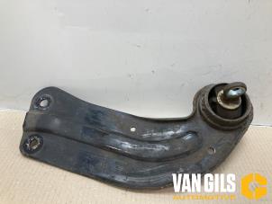 Gebruikte Triangel rechts-achter Opel Insignia 2.0 CDTI 16V 140 ecoFLEX Prijs op aanvraag aangeboden door Van Gils Automotive