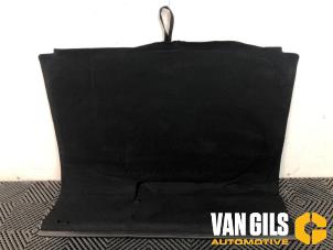 Gebruikte Vloerplaat bagageruimte Ford B-Max (JK8) 1.0 EcoBoost 12V 120 Prijs € 40,00 Margeregeling aangeboden door Van Gils Automotive