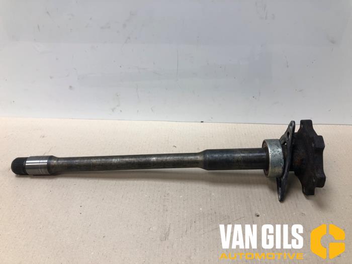 Gebruikte Aandrijfas links-voor Audi A6 Avant (C7) 3.0 TDI V6 24V Quattro Prijs € 79,99 Margeregeling aangeboden door Van Gils Automotive
