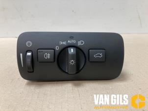 Gebruikte Licht Schakelaar Volvo V40 (MV) 1.6 D2 Prijs op aanvraag aangeboden door Van Gils Automotive