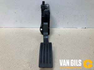 Gebruikte Gaspedaal Volvo V40 (MV) 1.6 D2 Prijs € 35,00 Margeregeling aangeboden door Van Gils Automotive