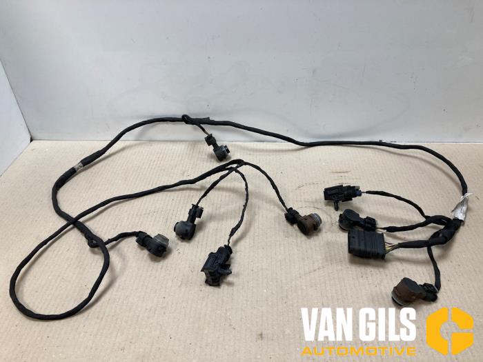 PDC Sensor Set van een Mercedes-Benz C (W205) C-300 2.0 EQ Boost Turbo 16V 2020