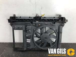 Gebruikte Motorkoeling ventilator Peugeot Partner (GC/GF/GG/GJ/GK) 1.6 BlueHDi 100 Prijs € 175,00 Margeregeling aangeboden door Van Gils Automotive