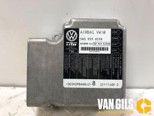 Gebruikte Airbag Module Volkswagen Passat Variant (365) 1.4 TSI 16V Prijs € 50,00 Margeregeling aangeboden door Van Gils Automotive