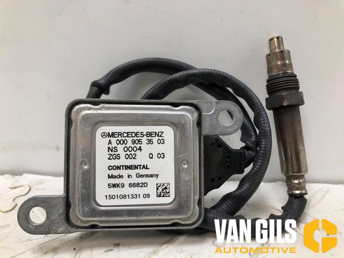 Gebruikte Nox sensor Mercedes C (W205) Prijs € 199,00 Margeregeling aangeboden door Van Gils Automotive