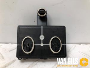 Gebruikte Deur module Audi A4 (B9) 2.0 TDI 16V Prijs € 64,99 Margeregeling aangeboden door Van Gils Automotive