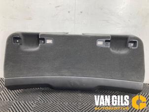 Gebruikte Bekleding Achterklep Jaguar XF Sportbrake 2.2 D S 16V Prijs € 65,00 Margeregeling aangeboden door Van Gils Automotive