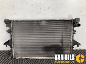 Gebruikte Radiateur Volkswagen Transporter T5 2.5 TDi PF Prijs € 40,00 Margeregeling aangeboden door Van Gils Automotive