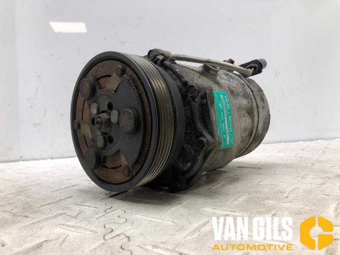Gebruikte Aircopomp Volkswagen Transporter T5 1.9 TDi Prijs € 125,00 Margeregeling aangeboden door Van Gils Automotive
