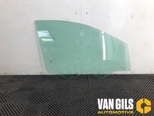 Gebruikte Portierruit 4Deurs rechts-voor Mercedes B (W246) 2.2 B-220 CDI BlueEFFICIENCY,d 16V Prijs op aanvraag aangeboden door Van Gils Automotive