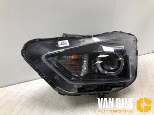 Gebruikte Koplamp links Hyundai Bayon Prijs € 774,99 Margeregeling aangeboden door Van Gils Automotive