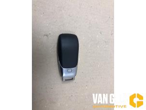 Gebruikte Sleutel Mercedes B (W247) 2.0 B-200d Prijs op aanvraag aangeboden door Van Gils Automotive