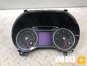 Gebruikte Tellerklok Mercedes B (W246) 2.2 B-220 CDI BlueEFFICIENCY,d 16V Prijs € 149,99 Margeregeling aangeboden door Van Gils Automotive