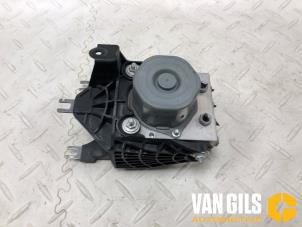 Gebruikte ABS Pomp Mercedes B (W246) 2.2 B-220 CDI BlueEFFICIENCY,d 16V Prijs € 79,99 Margeregeling aangeboden door Van Gils Automotive