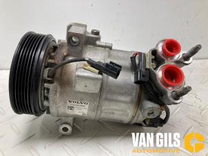 Gebruikte Servopomp Volvo S60 III (ZS) 2.0 T4 16V Prijs op aanvraag aangeboden door Van Gils Automotive