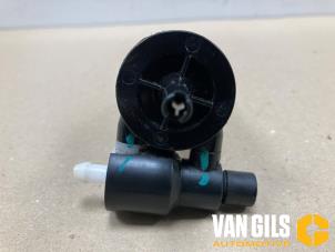 Gebruikte Leiding (diversen) Mercedes B (W247) 2.0 B-200d Prijs € 29,99 Margeregeling aangeboden door Van Gils Automotive