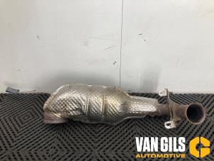 Gebruikte Voorpijp + katalysator Peugeot 308 (L3/L8/LB/LH/LP) 1.2 12V e-THP PureTech 130 Prijs op aanvraag aangeboden door Van Gils Automotive