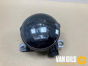 Gebruikte Mistlamp links-voor Peugeot 308 (L3/L8/LB/LH/LP) 1.2 12V e-THP PureTech 130 Prijs € 50,00 Margeregeling aangeboden door Van Gils Automotive
