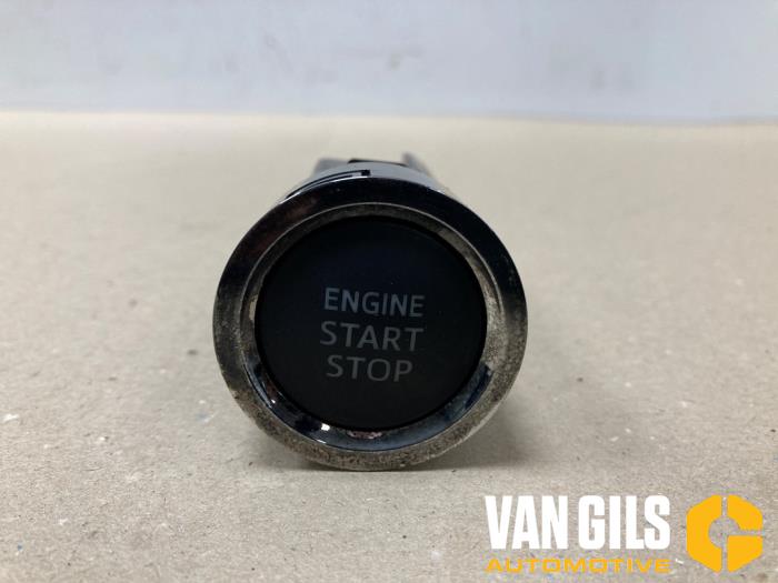 Gebruikte Start/Stop schakelaar Toyota Land Cruiser (J15) 2.8 D-4D 16V Prijs op aanvraag aangeboden door Van Gils Automotive