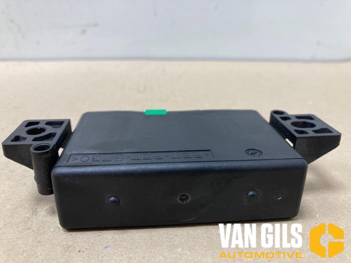 PDC Module van een Peugeot 308 SW (L4/L9/LC/LJ/LR) 1.6 BlueHDi 120 2015